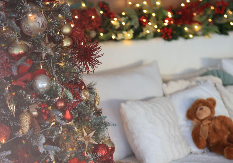 Make a Splash with Decorating: Why a 12-Foot Artificial Christmas Tree is the Perfect Addition